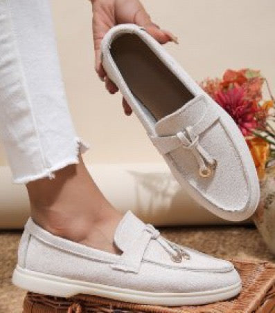 Goodielicious ™ - Suede Loafers met bedels