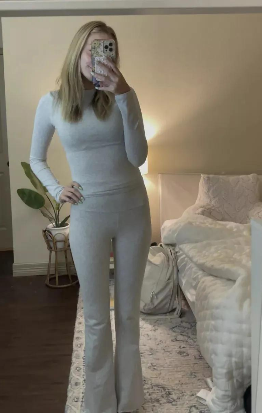 Goodielicious™ - Gabriella: De Perfect Lounge Set